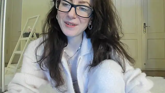 Snapshot of Baby_Jewel chatting on January 2025 11:09:02 AM Baby Jewel online show from January 2025 11:09:02 AM