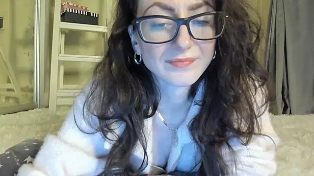 Snapshot of Baby_Jewel chatting on January 2025 02:10:02 PM Baby Jewel online show from January 2025 02:10:02 PM