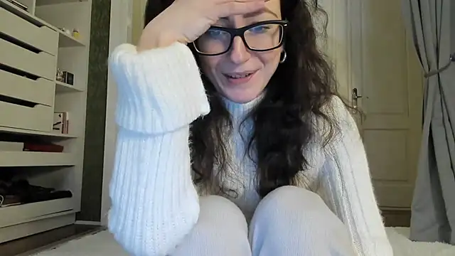 Snapshot of Baby_Jewel chatting on February 2025 11:17:01 AM Baby Jewel online show from February 2025 11:17:01 AM