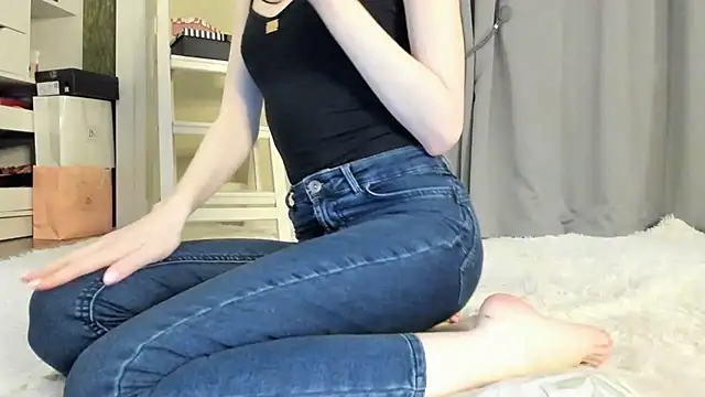 Snapshot of Baby_Jewel chatting on October 2025 10:16:02 AM Baby Jewel online show from October 2025 10:16:02 AM