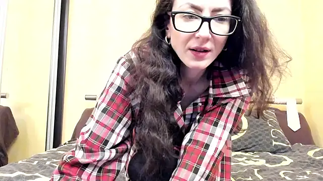 Snapshot of Baby_Jewel chatting on February 2026 01:12:02 PM Baby Jewel online show from February 2026 01:12:02 PM