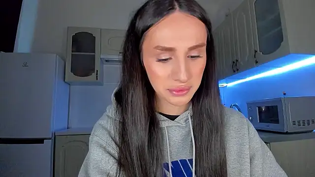 Kim Oberlin  online show from February 2026 11:09:02 AM