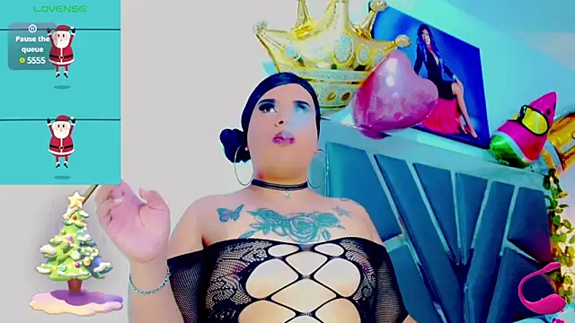 nauthyvalentina online show from December 2024 08:55:02 PM