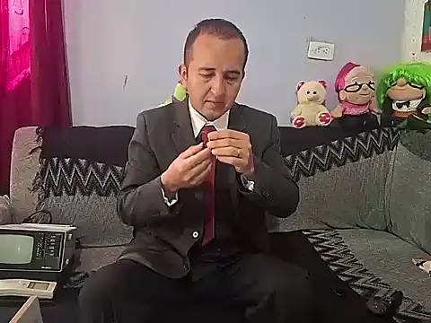 yazforeSolo online show from September 2025 02:16:01 PM