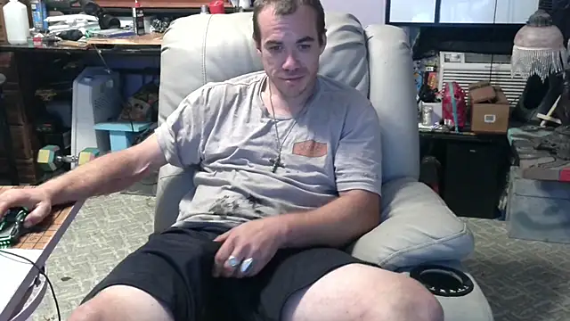 ScubaStevex online show from October 2025 02:45:01 AM