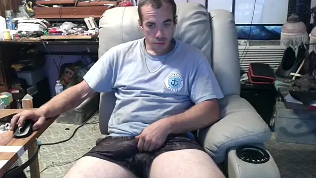 ScubaStevex online show from October 2025 01:03:02 PM