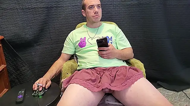 ScubaStevex online show from November 2025 11:35:01 AM