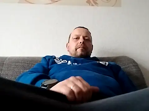 Snapshot of ich411983 chatting on February 2025 03:37:02 PM ich411983 online show from February 2025 03:37:02 PM