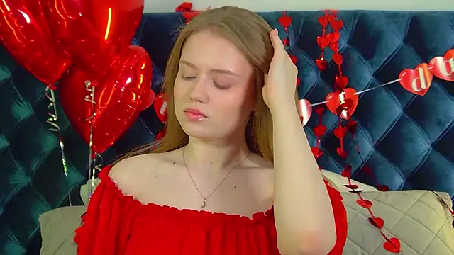 SelinSwarovski online show from February 2026 04:25:02 PM