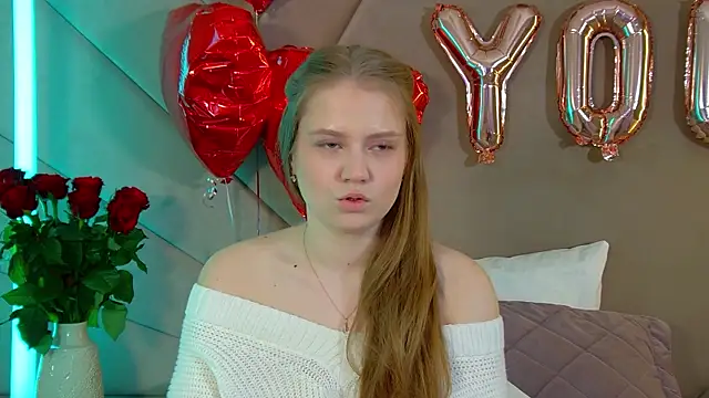 SelinSwarovski online show from February 2026 04:47:02 PM