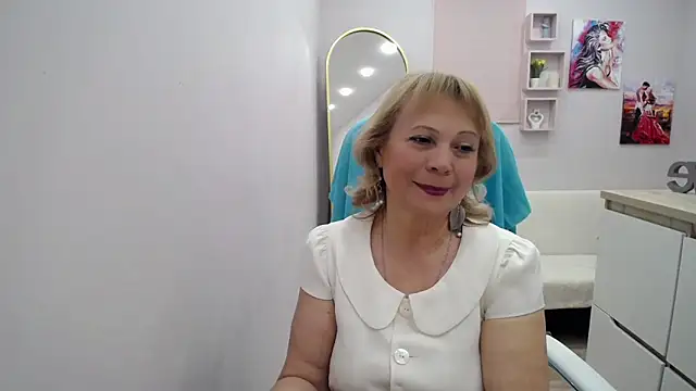 Milla Cutie18 online show from February 2026 06:40:02 AM