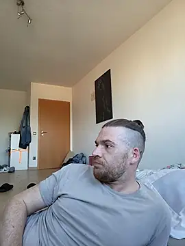 niceguy91xx online show from March 2025 07:18:01 AM