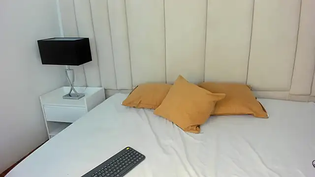 NataGarcia online show from April 2026 04:43:02 PM