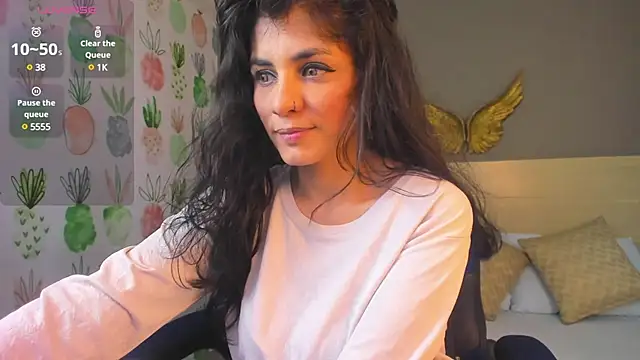 elissa iris online show from January 2025 07:18:02 PM