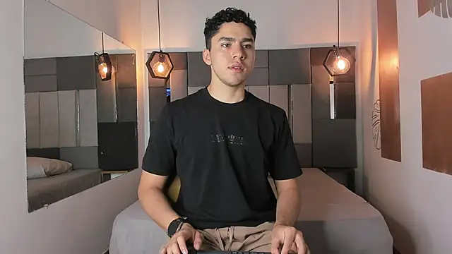 LiamNovak online show from March 2026 12:12:02 PM