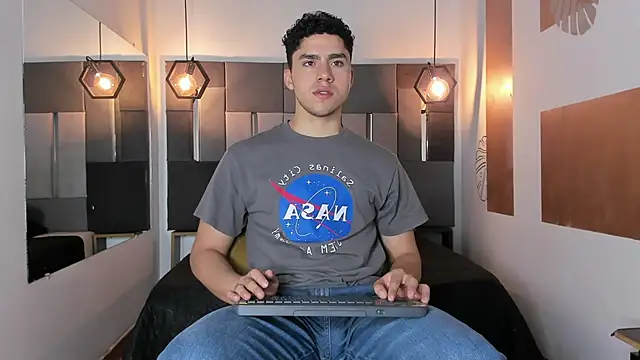 LiamNovak online show from March 2026 12:55:01 PM