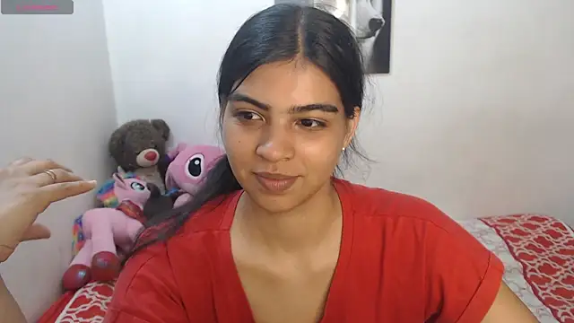 Snapshot of Pocahontas_Princess_ chatting on May 2026 02:33:01 PM Pocahontas Princess online show from May 2026 02:33:01 PM
