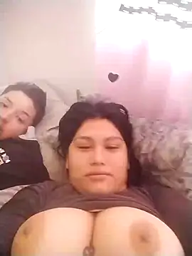 Snapshot of Marilin_Jessie chatting on December 2024 01:59:02 PM Marilin Jessie online show from December 2024 01:59:02 PM