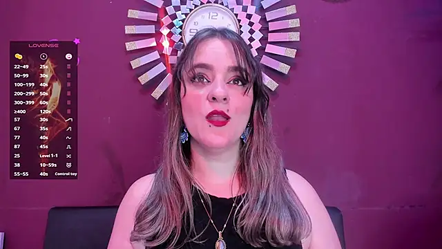 GinnaGrace online show from January 2025 12:47:02 PM