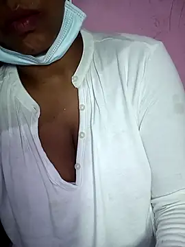 Villageammu18 online show from May 2026 05:39:01 PM