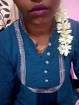 Villageammu18 online show from May 2026 05:10:02 PM
