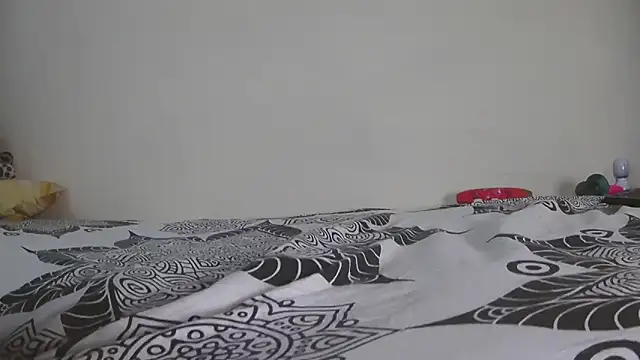 Snapshot of Nadesdhaa chatting on November 2025 01:44:02 PM Nadesdhaa online show from November 2025 01:44:02 PM