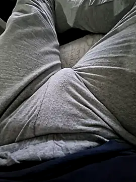 Snapshot of HardWolf2024 chatting on October 2025 08:42:02 PM HardWolf2024 online show from October 2025 08:42:02 PM