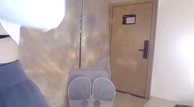 Snapshot of puppy-mango chatting on December 2024 05:40:02 AM puppy-mango online show from December 2024 05:40:02 AM