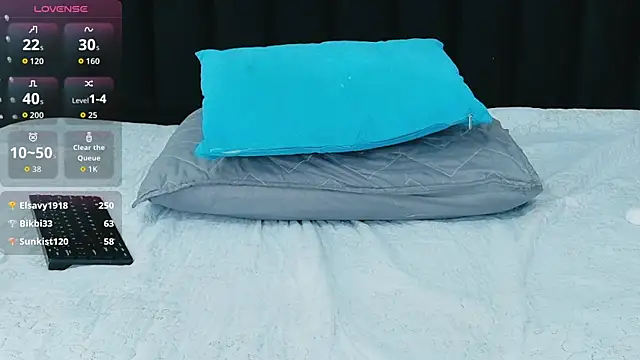 Snapshot of hornybarelylegalgirl chatting on March 2026 12:24:02 AM hornybarelylegalgirl online show from March 2026 12:24:02 AM