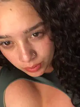 Julieta 333 online show from March 2025 05:57:02 AM