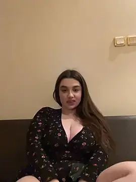 Snapshot of Dreamy_Kitty chatting on January 2025 06:20:02 PM Dreamy Kitty online show from January 2025 06:20:02 PM