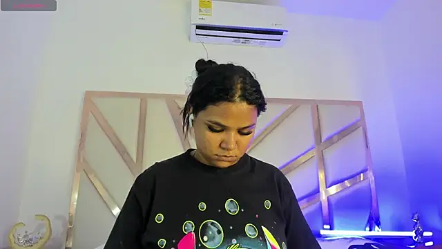 Carolina Evanss online show from September 2025 11:37:01 AM