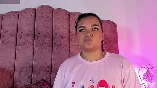 Carolina Evanss online show from December 2025 03:46:01 AM