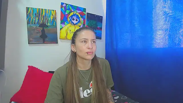 Snapshot of Leyla_Horny_Bg chatting on November 2025 12:05:02 PM Leyla Horny Bg online show from November 2025 12:05:02 PM