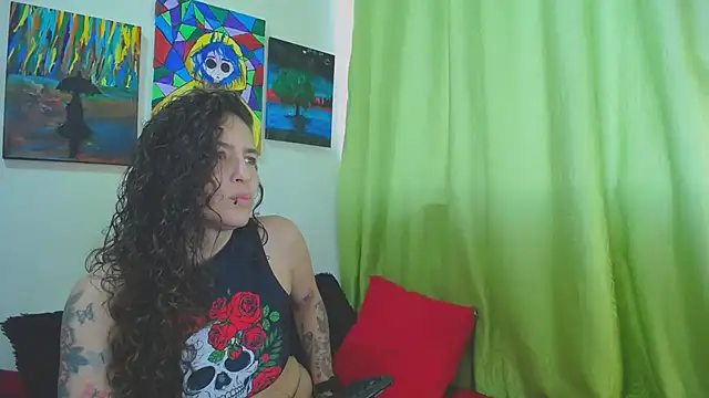 Snapshot of Leyla_Horny_Bg chatting on November 2025 09:13:02 PM Leyla Horny Bg online show from November 2025 09:13:02 PM