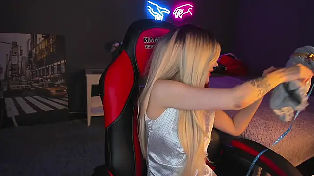 Katty Lights online show from March 2025 11:31:02 PM