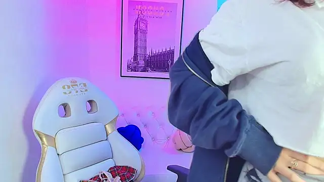 Theia moon online show from January 2025 12:35:02 PM