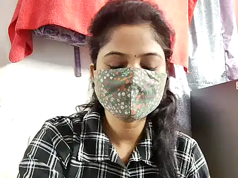 Snapshot of samosa73 chatting on November 2025 07:34:02 PM samosa73 online show from November 2025 07:34:02 PM