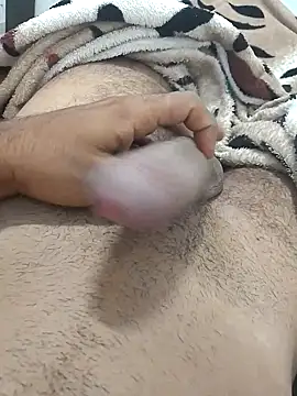 Leleko1997 online show from October 2025 05:02:02 PM