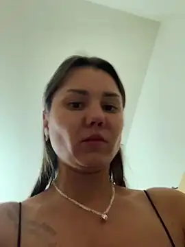 Snapshot of MiraMiss chatting on May 2026 05:55:02 PM MiraMiss online show from May 2026 05:55:02 PM