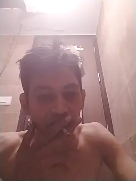 jenilmax online show from February 2025 03:50:01 PM