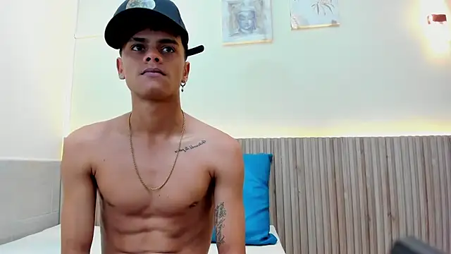 Snapshot of Billy_zander chatting on December 2024 04:03:01 PM Billy zander online show from December 2024 04:03:01 PM