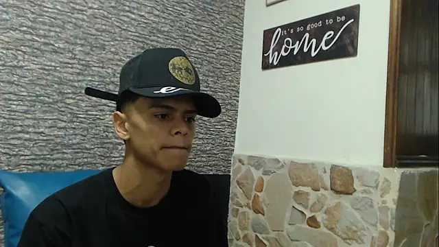 Snapshot of Billy_zander chatting on January 2025 01:11:02 PM Billy zander online show from January 2025 01:11:02 PM