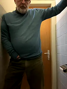 Snapshot of dragondriver chatting on December 2024 08:26:01 AM dragondriver online show from December 2024 08:26:01 AM