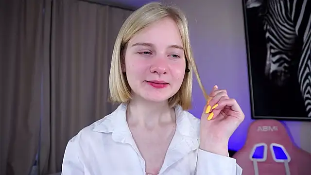 Snapshot of OdelinaFicken chatting on October 2025 06:15:02 AM OdelinaFicken online show from October 2025 06:15:02 AM