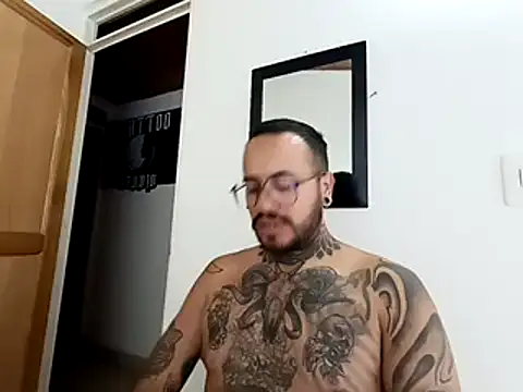 Nicky smith   online show from December 2024 02:24:01 AM