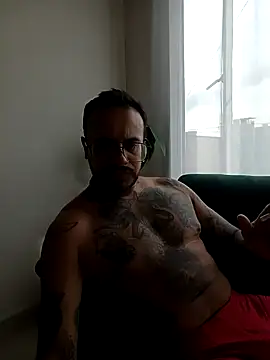 Nicky smith   online show from December 2024 08:16:01 PM