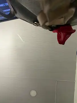 Tiffanny online show from February 2026 01:40:01 PM