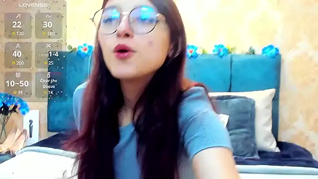 Snapshot of AddisonMars chatting on December 2024 04:02:02 AM AddisonMars online show from December 2024 04:02:02 AM