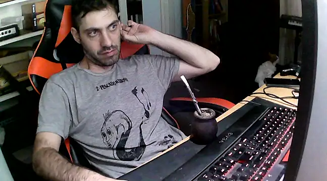 johnwood88 online show from February 2025 10:20:02 AM